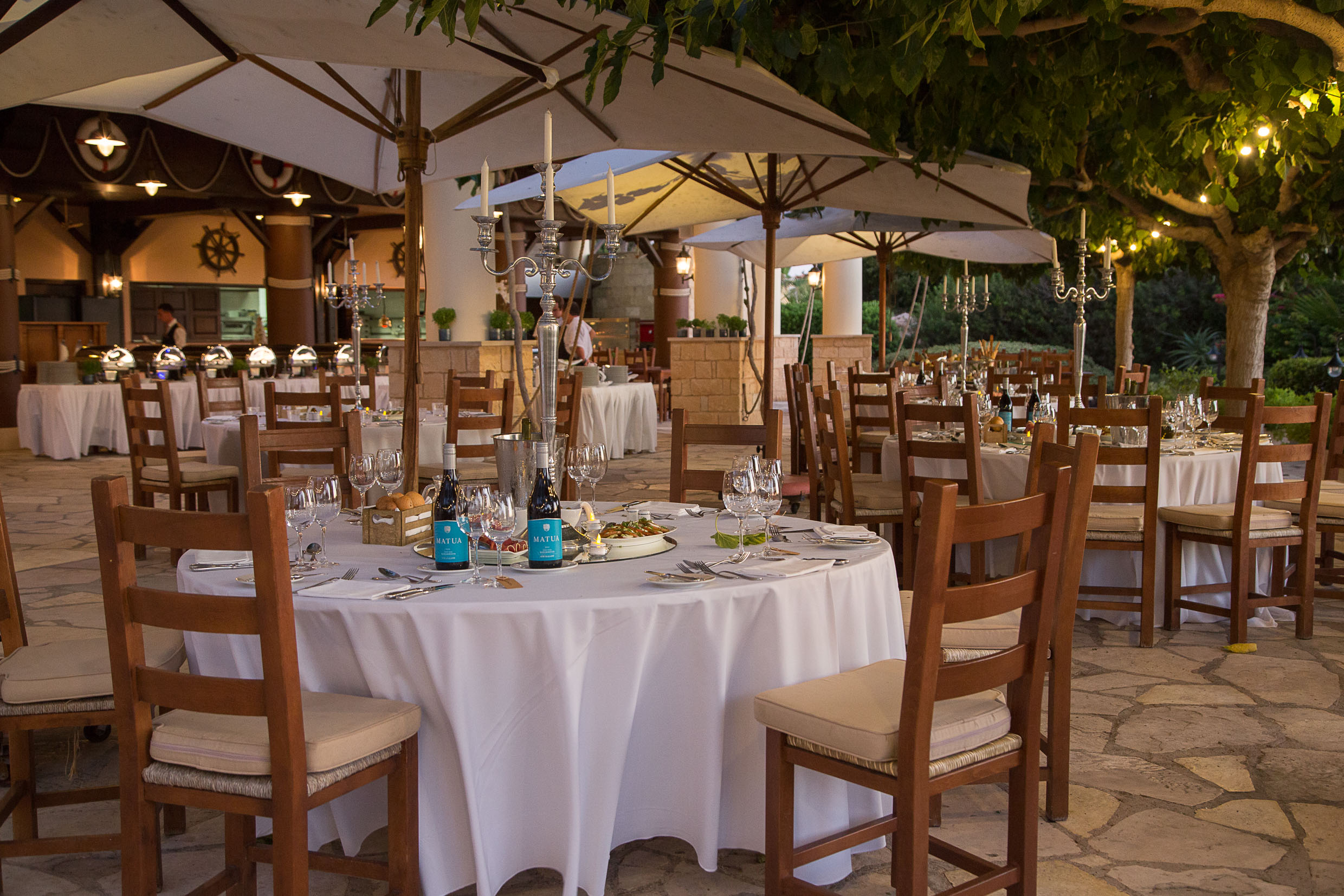 Book your wedding day in Elysium Hotel Paphos